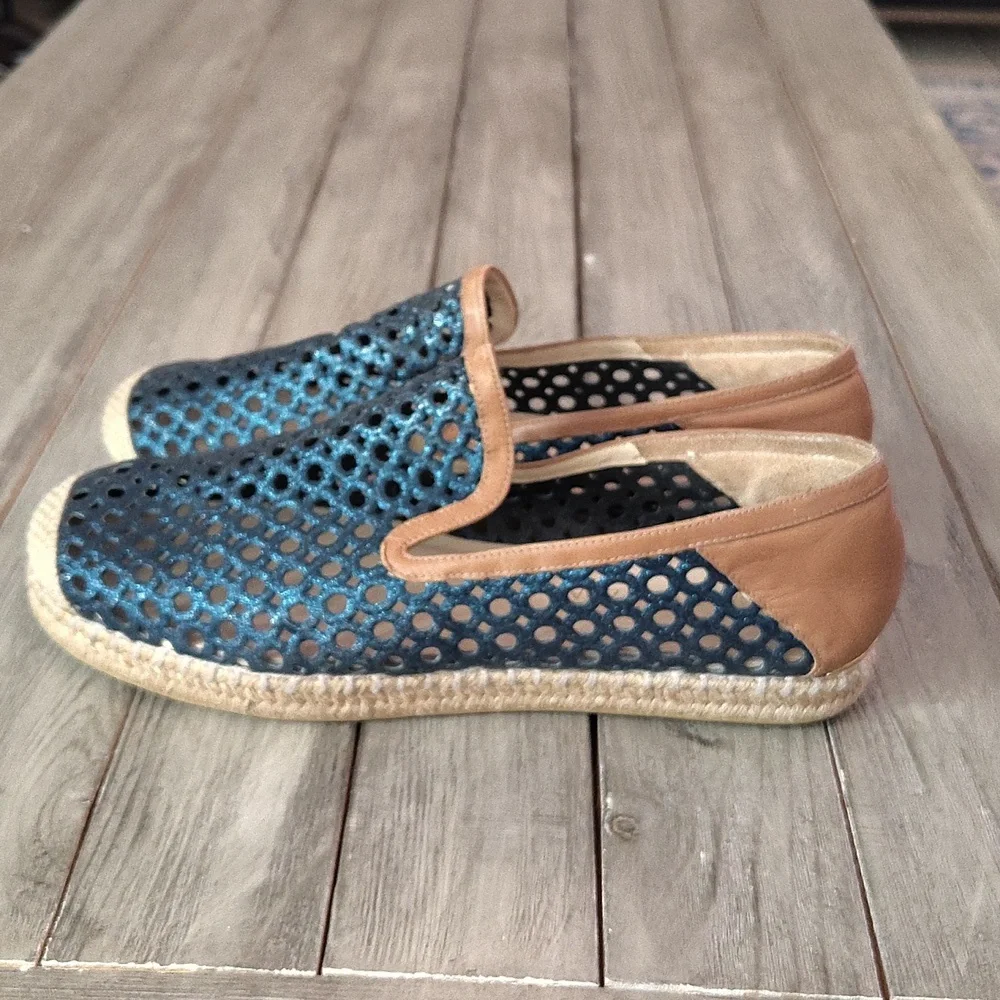 Stuart Weitzman Metallic Blue Glitter Laser Cut County Espadrilles Size EU 40